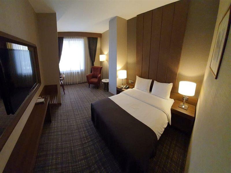 Grand Isias Hotel アドゥヤマン エクステリア 写真