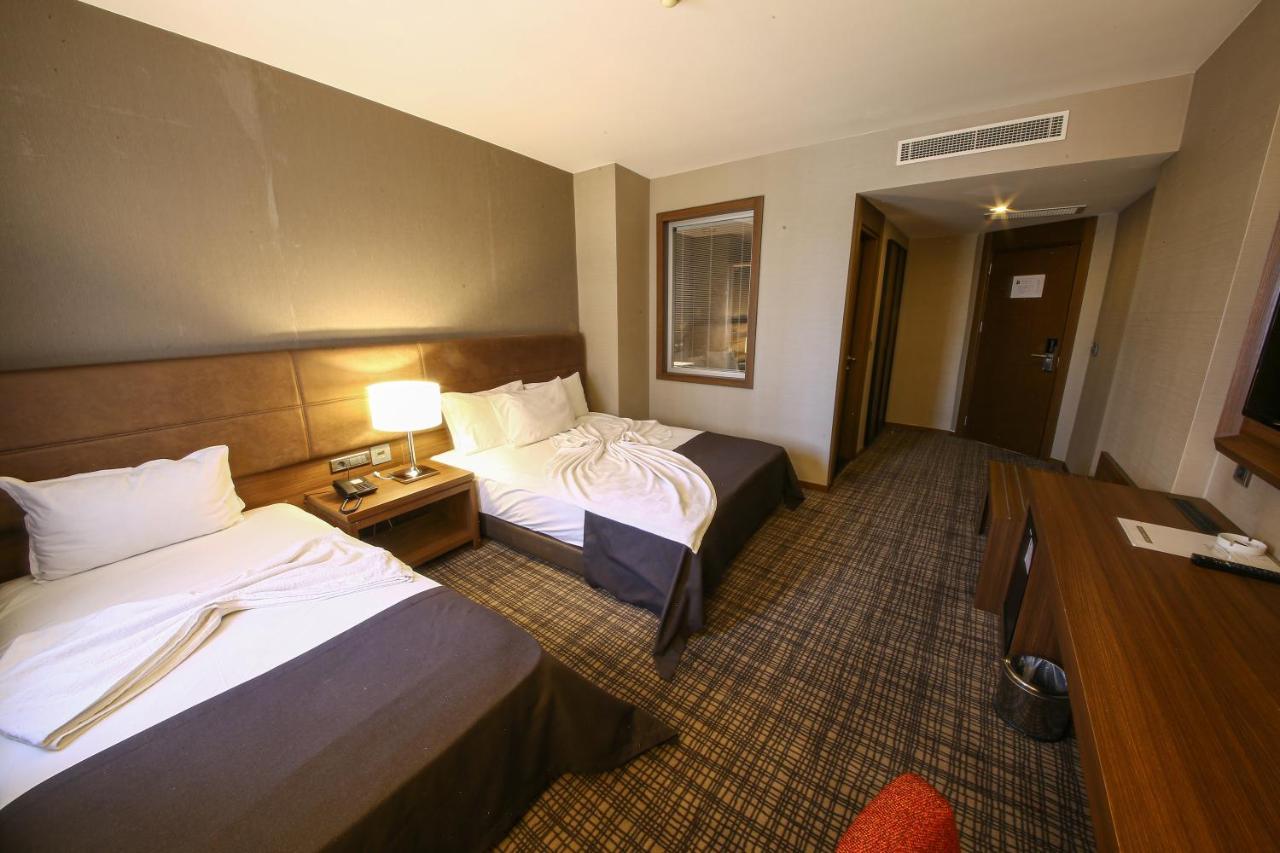 Grand Isias Hotel アドゥヤマン エクステリア 写真