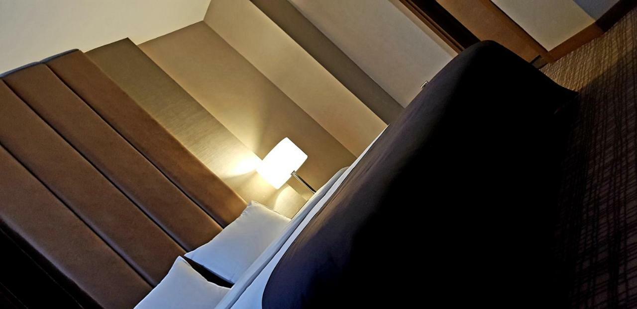 Grand Isias Hotel アドゥヤマン エクステリア 写真